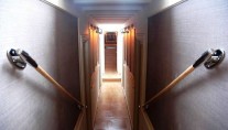 Cobra King -  Hallway